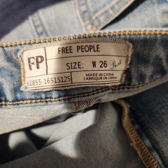 We The Free Just Float On Flare Jeans Womens Size 26 - Picture 5 of 6